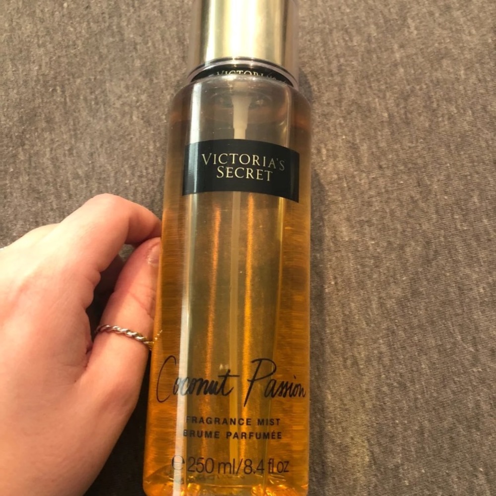 Coconut passion victorias secret fragrance